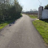 ۳۰۰‌ متر زمین سند دار