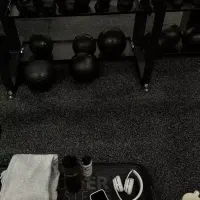 منشی باشگاه بدنسازی