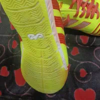 یه جفت کفش ورزشی  سالنی   دو   بار. پا  کردم|کیف، کفش، کمربند|بندر ماهشهر, |دیوار