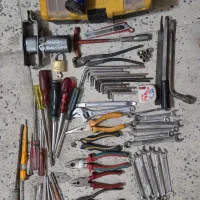 فروش آبزارآلات دستی و یک عدد قفل پدال آکبند