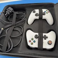 Xbox one s|کنسول، بازی ویدئویی و آنلاین|شیراز, شهرک امام حسن|دیوار