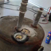 تعمیرات و جوشکاری انواع آبگرمکن برقی و گازی|خدمات پیشه و مهارت|بندرعباس, |دیوار