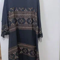 تعدادی مانتو و شومیز