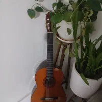 گیتاریاماهاc40اصل بارکددارهمراه باکیف
