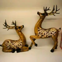 مجسمه آهو چوبی