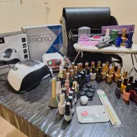 وسایل کامل ناخن‌کاری در حد نو از برندهای معتبر
