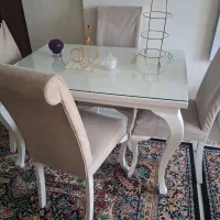 ۴عدد صندلی ناهار خوری