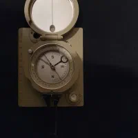 کمپاس زمین شناسی