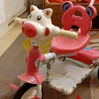 سه چرخه دوچرخه روروک|اسباب‌بازی بچه|بروجرد, |دیوار