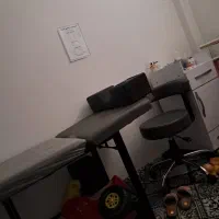 تخت و صندلی مژه ست جنس چرم توسی