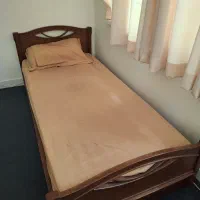 تختخواب چوبی تک نفره به همراه تشک خوشخواب|تخت و سرویس خواب|مشکین‌دشت, |دیوار