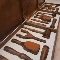نیروی نجار  ماهر و نیمه ماهر و آشنا به رنگ کاری