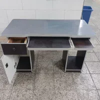 میزکامپیوتر  کاملا نو