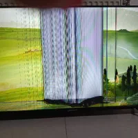 ال سی دی شکسته