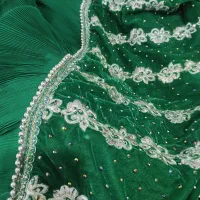 لباس مخمل سبز