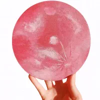 بوم طرح ماه کهکشانی صورتی