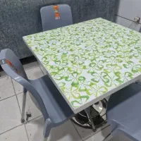 میز و صندلی