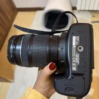 فروش فوری دوربین عکاسی کنون 70dبا لنز ۱۳۵-۱۸