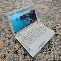 لپتاپ TOSHIBA شیک و زیبا i7 هشت هسته ای