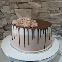 کیک تولد خانه شیرین|خوردنی و آشامیدنی|قم, پردیسان|دیوار