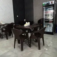 اجاره مغازه با وسایل صبحانه خوری و با دکور کامل