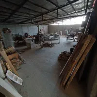 کارگر نجاری ایرانی یا اتباع با جای خواب