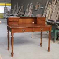 میز تحریر کلاسیک آرتور