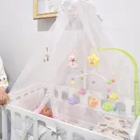 تخت نوزاد(قابلیت چسباندن به تخت مادر)