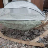 گهواره کودک سنتی چوبی مرسانا در حد نو