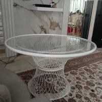 میز فرفوژه سفید رنگ سالم و آکبند|میز و صندلی غذاخوری|اندیشه, اندیشه فاز ۳|دیوار