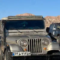 جیپ کولردار بسیار تمیز و مرتب