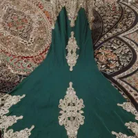 لباس شب|لباس|مشهد, طبرسی شمالی|دیوار