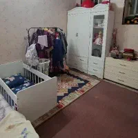 سرویس کامل  تخت کودک  با کمد و دراور