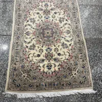 ذرع و نیم اردکان|فرش|تهران, ارامنه|دیوار