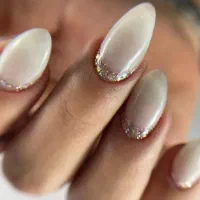 کاشت ترمیم و ژلیش پا|خدمات آرایشگری و زیبایی|رشت, معلم|دیوار