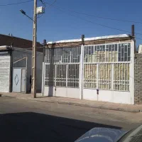 یک باب مغازه با۱۵۰ متر گاراژ مسقف برق۳فاز ترمینال