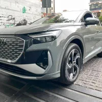 آوودی Q4 2025 صفر/آئودی کیو 4 ای ترون 40/پلاک شده