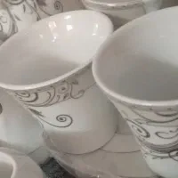 سرویس چینی نو داخل کارتن فقط درآوردم عکس بندازم|ظروف سرو و پذیرایی|قرچک, زیبا شهر|دیوار