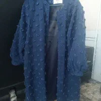 تعدادی کاپشن و.مانتو|لباس|نی‌ریز, |دیوار