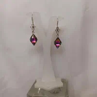 گوشواره نقره نگین هفت رنگ لوزی کد ۶۰۲