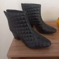 نیم بوت شنل