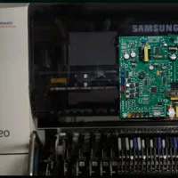 استخدام نیروی کار اقا و خانم در حوزه الکترونیک