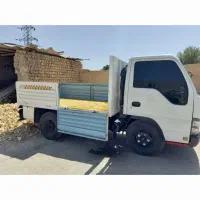 اتاق عقب ایسوزو۵۲۰۰ بغل باز شو