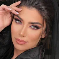 میکاپ با ماندگاری ۴۸ ساعته و شینیون حرفه ای