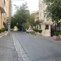 ۸۱ متر مشاعات دار پل رومی (توضیحات بخوانید)