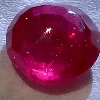 نگین یاقوت سرخ