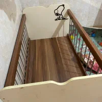 تخت به همراه تشک