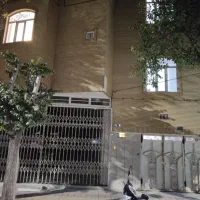 منزل تجاری مسکونی ورنامخواست لنجان