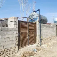 ۵۵۰متر زمین مربع دور دیوار،دارای آب وبرق مجزا