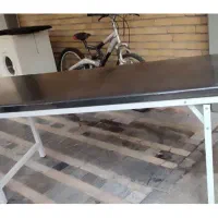 یک عدد تخت باعرض 60طول 185